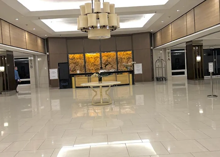 Shell Residences 5th Floor Near Moa & Naia - Aiza Place