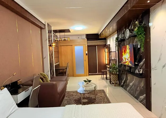 Shell Residences 5th Floor Near Moa & Naia - Aiza Place *